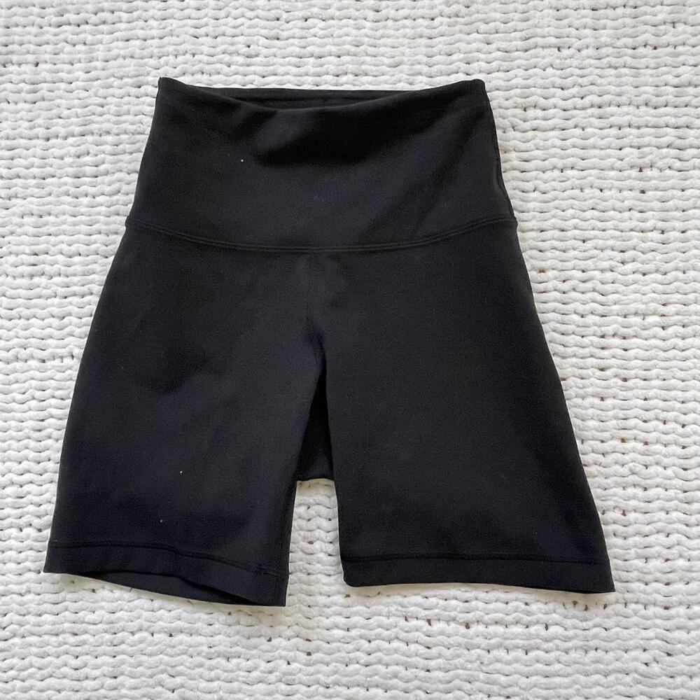 lululemon athletica High-Rise Black Bike Shorts - Picture 3 of 5